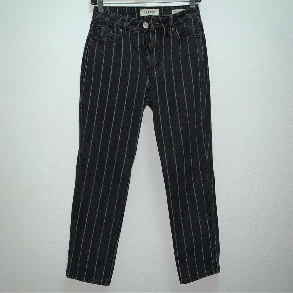 PacSun- mom jeans